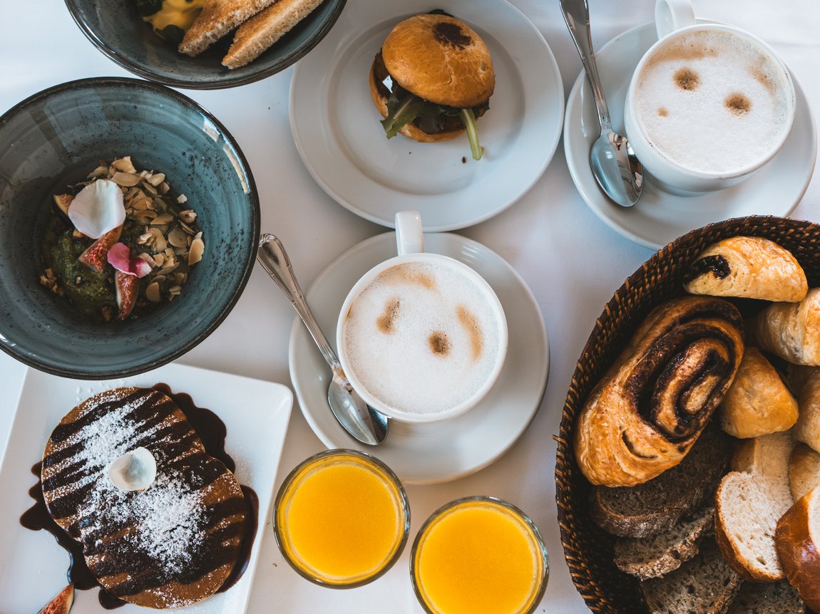 breakfast villa honegg